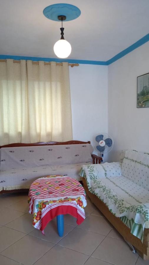Vila Demo Vlorë Exteriör bild